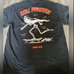 Men’s skater shirt